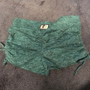 Booty scrunch shorts